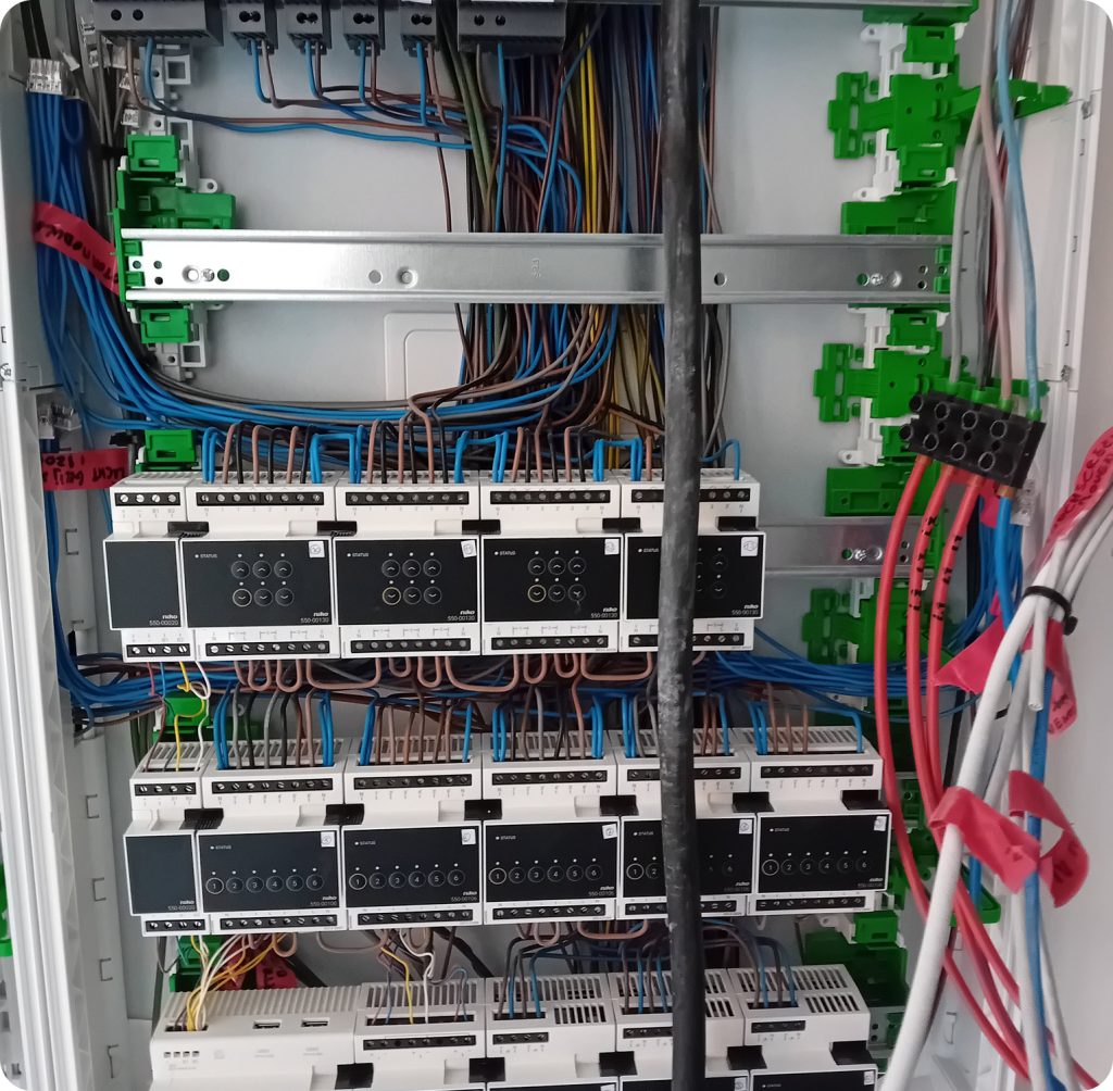Elektriciteitswerken Vivario Systems